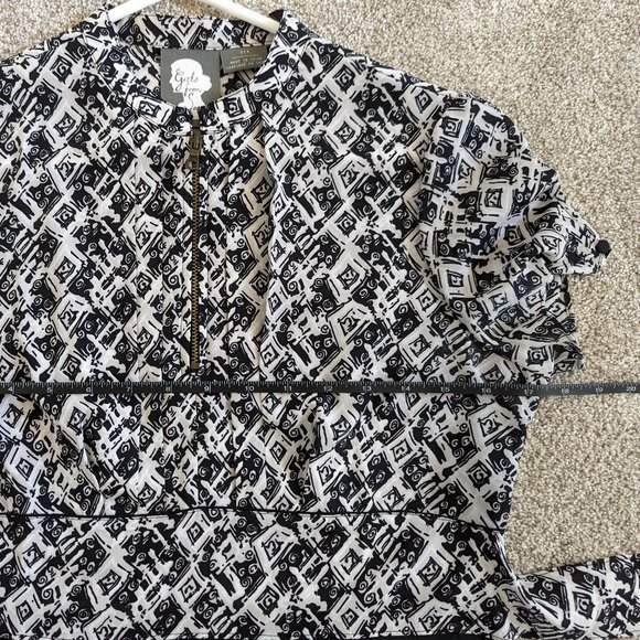 Peplum top from Anthropologie size 6 - Picture 9 of 10